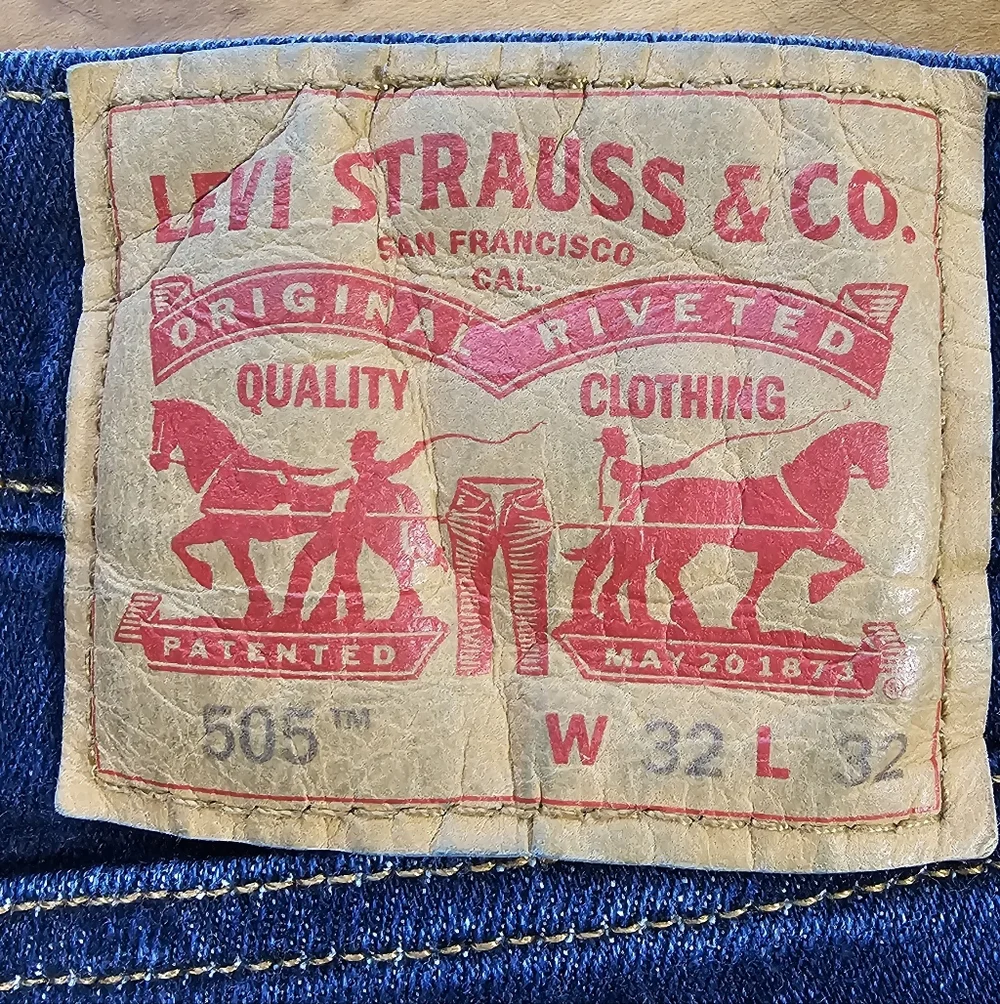 Levi's 505 Regular Fit  Blue Denim Men's Size 32 X 32